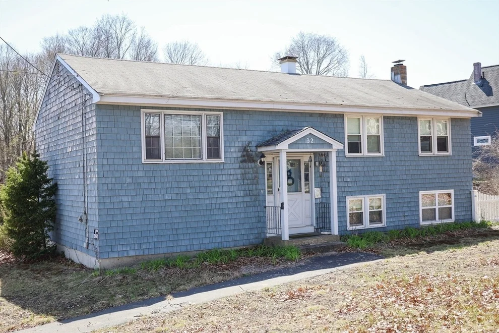 Unit for sale at 32 Treble Cove Rd, Billerica, MA 01862