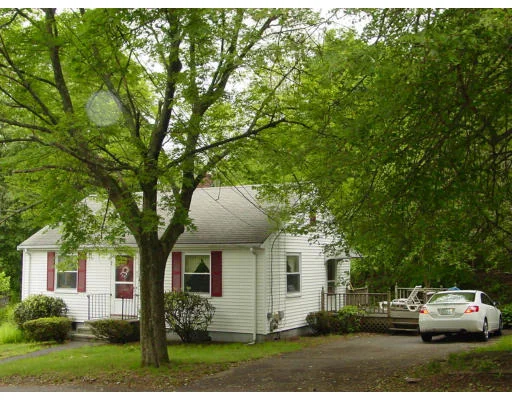 Unit for sale at 42 Hillside Rd, Braintree, MA 02184