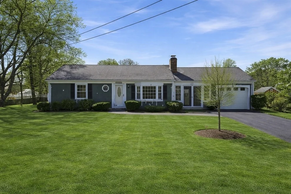 Unit for sale at 71 Clifford St, Yarmouth, MA 02664