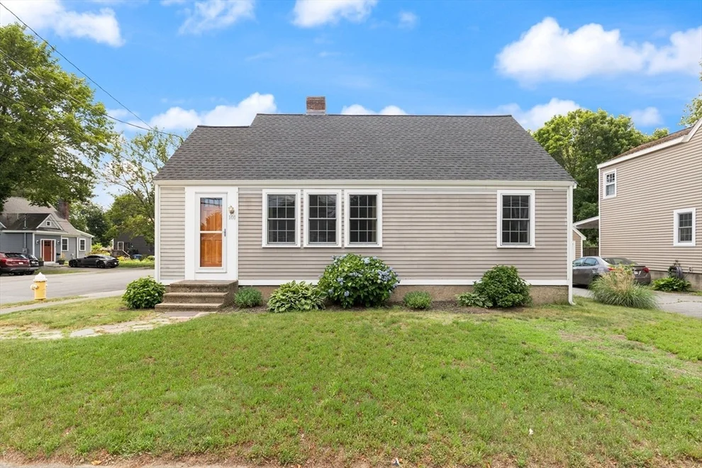 Unit for sale at 101 Conant, Danvers, MA 01923