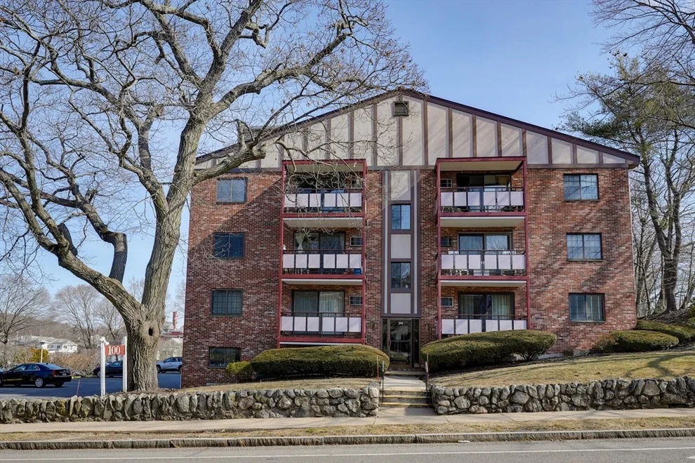 Unit for sale at 100 Lexington St, Belmont, MA 02478