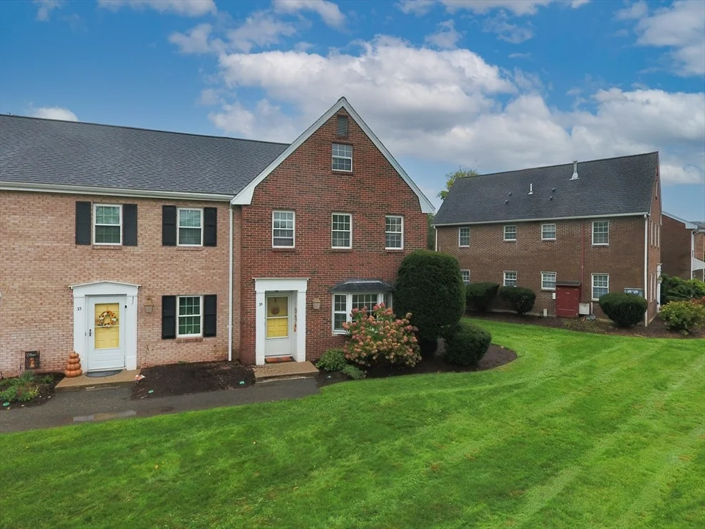 Unit for sale at 35 Patricia Dr, Stoughton, MA 02072