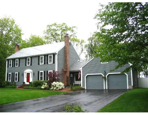 Unit for sale at 12 Lawrence Dr, Franklin, MA 02038