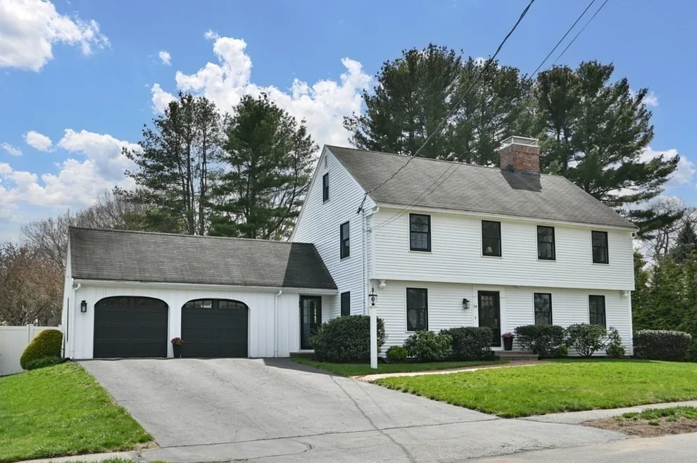 Unit for sale at 24 Indian Tree Lane, Reading, MA 01867