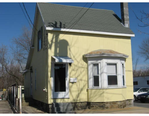 Unit for sale at 12 Cranes Court, Woburn, MA 01801
