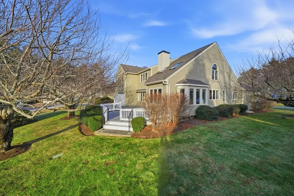 Unit for sale at 77 Tussock Brook Rd, Duxbury, MA 02332