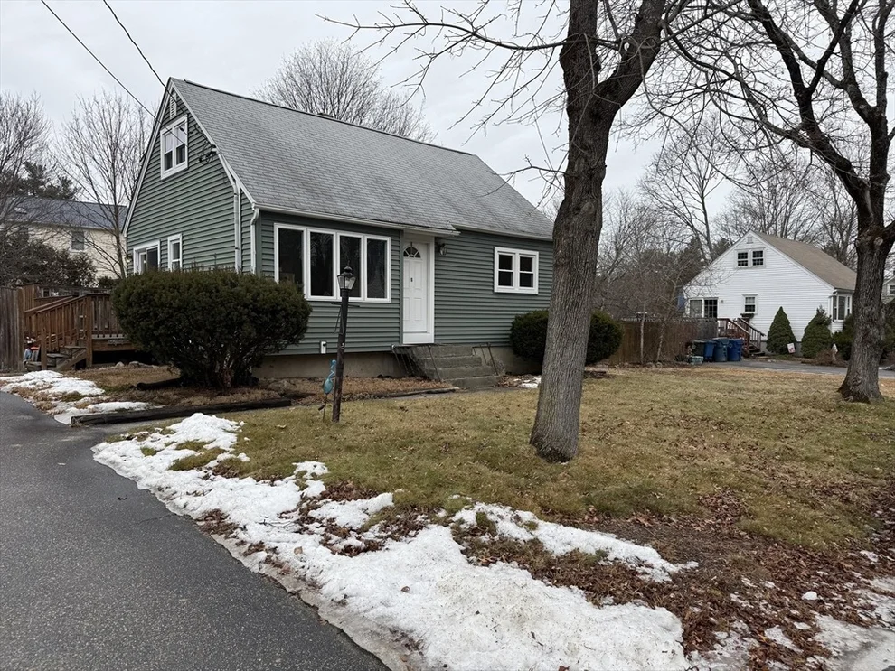Unit for sale at 6 Anthony Rd, Tewksbury, MA 01876