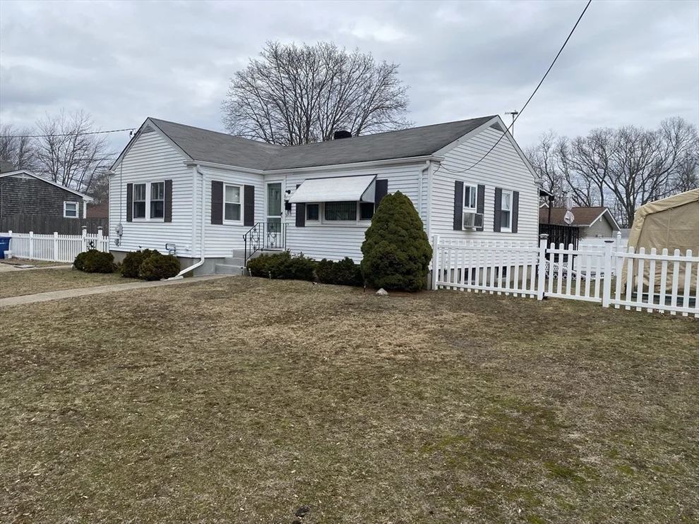 Unit for sale at 260 Lawrence, New Bedford, MA 02745
