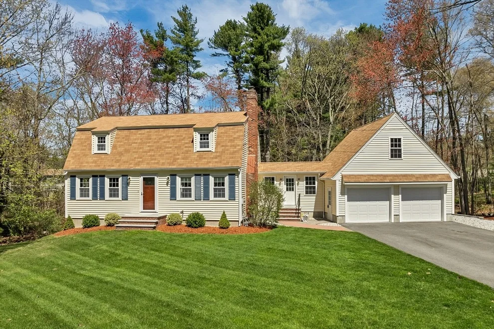 Unit for sale at 10 Clydesdale Rd, Chelmsford, MA 01824