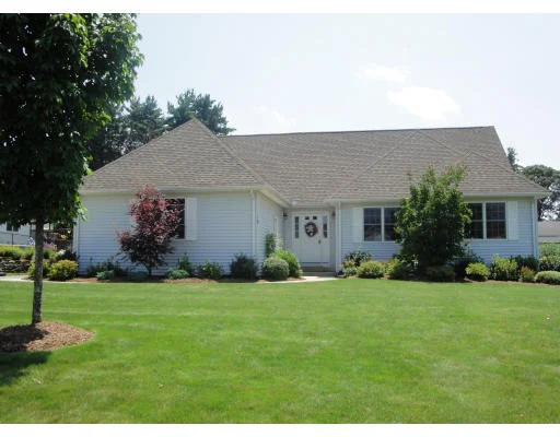 Unit for sale at 10 Kronvall Ln, East Longmeadow, MA 01028