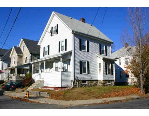 Unit for sale at 2 Wellington Ave, Waltham, MA 02451