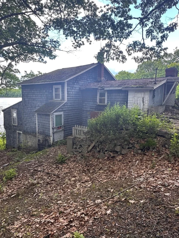 Unit for sale at 56 Lake Sargent Dr, Leicester, MA 01524
