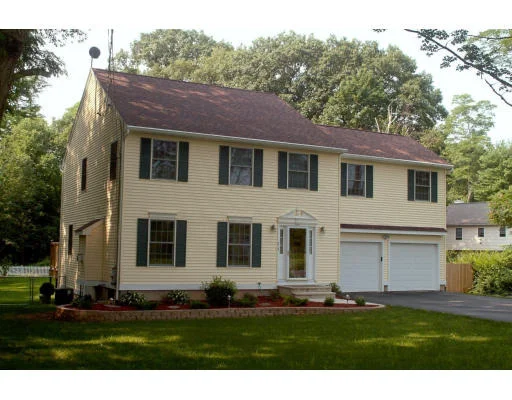 Unit for sale at 215 Cayenne St, West Springfield, MA 01089