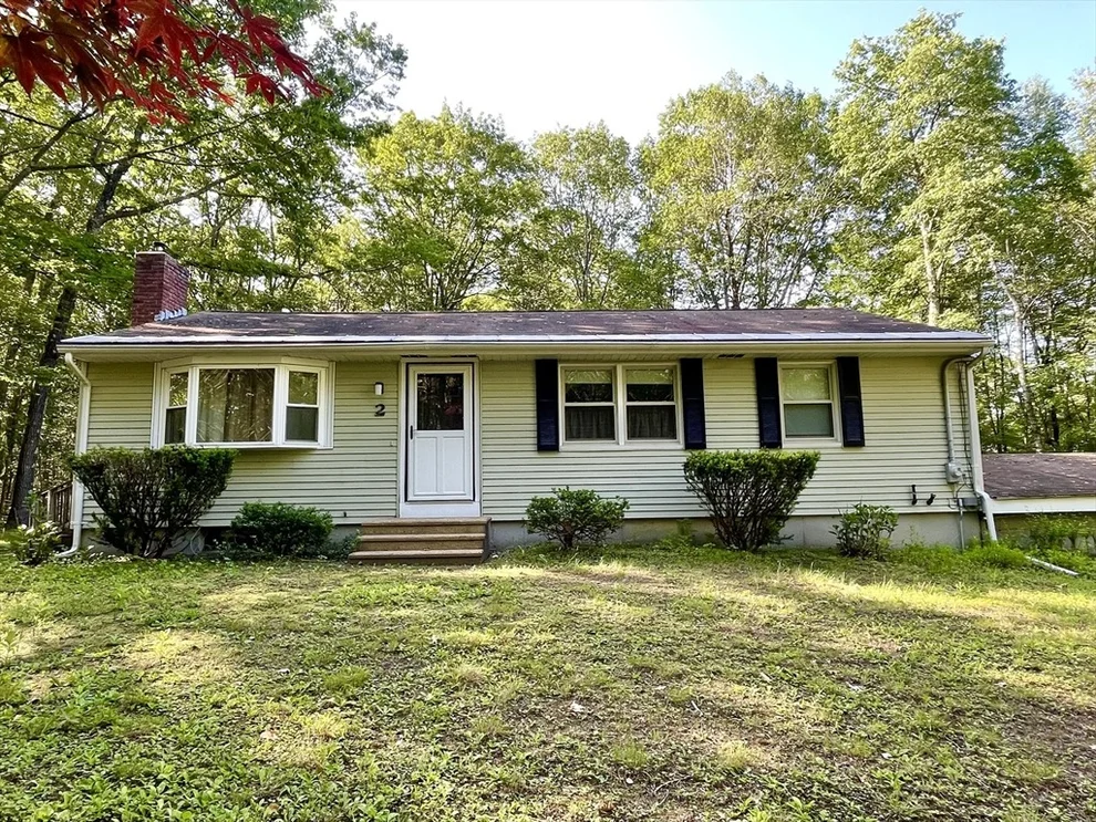 Unit for sale at 2 Bushy Lane, Rutland, MA 01543