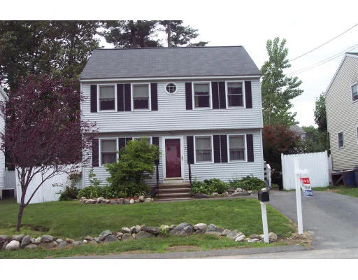 Unit for sale at 5 Washington Ave, Dracut, MA 01826