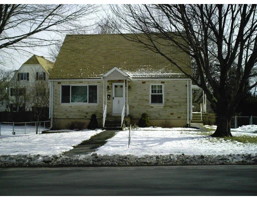 Unit for sale at 103 Vale St, Worcester, MA 01604