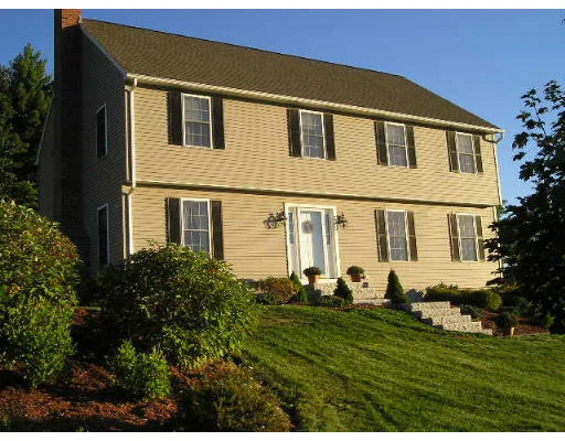 Unit for sale at 148 Gen. Hobbs Road, Holden, MA 01520