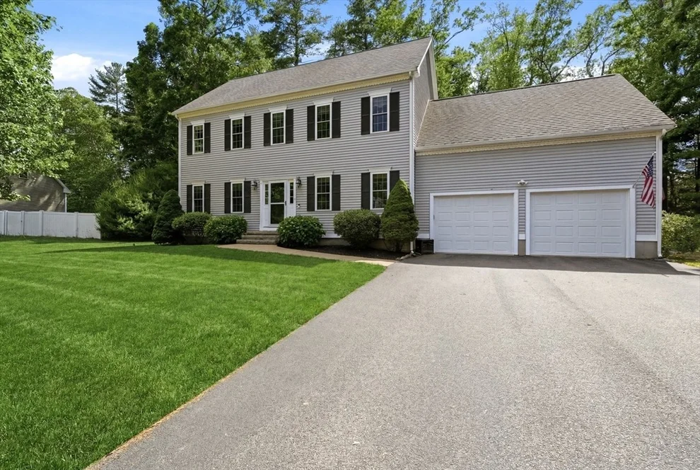 Unit for sale at 6 Harness Path, Plainville, MA 02762