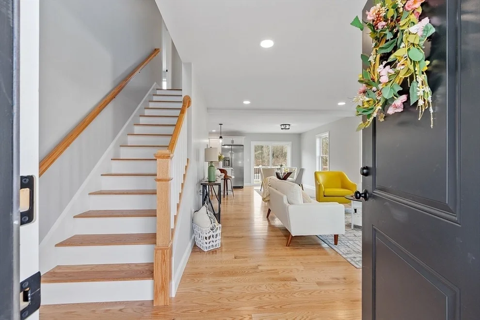 Unit for sale at 711 Massachusetts Avenue, Lunenburg, MA 01462