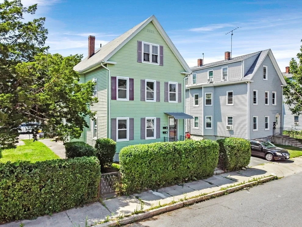Unit for sale at 70 Cutler St, Worcester, MA 01604