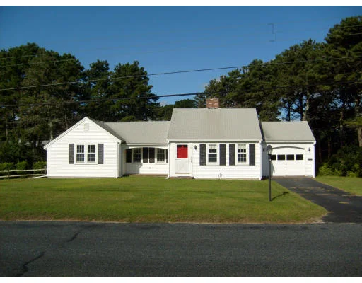 Unit for sale at 66 Captain Chase Rd, Yarmouth, MA 02664