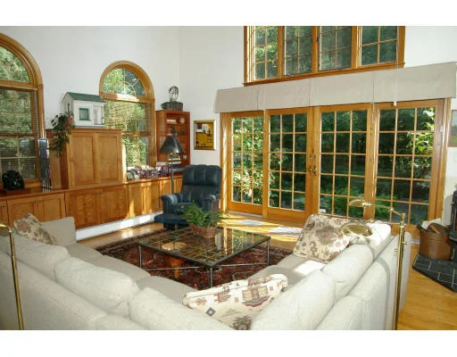 Unit for sale at 40 Middleby Rd, Lexington, MA 02421