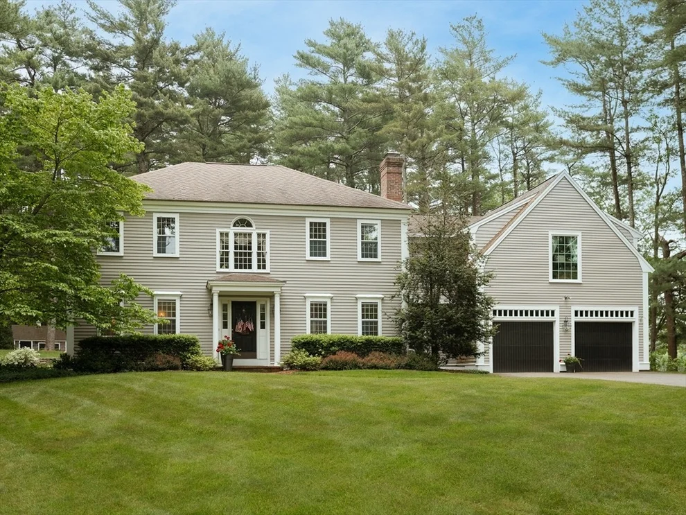 Unit for sale at 25 Coles Orchard Road, Duxbury, MA 02332