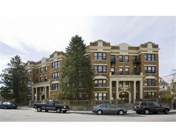 Unit for sale at 28 Sidlaw, Boston, MA 02135