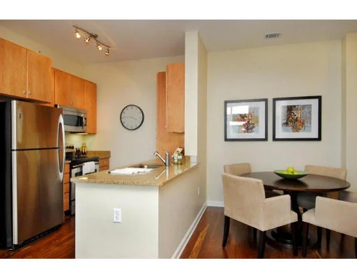Unit for sale at 5 Repton Circle, Watertown, MA 02472