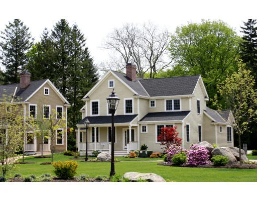 Unit for sale at 2 Wallis Drive, Wenham, MA 01984