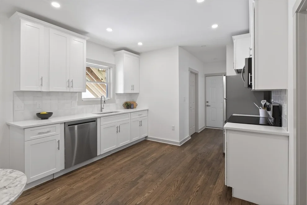 Unit for sale at 79 Fox St, Worcester, MA 01604
