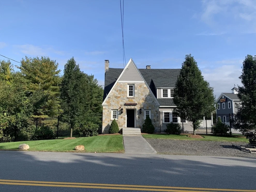 Unit for sale at 4 Makepeace Rd, Westford, MA 01879