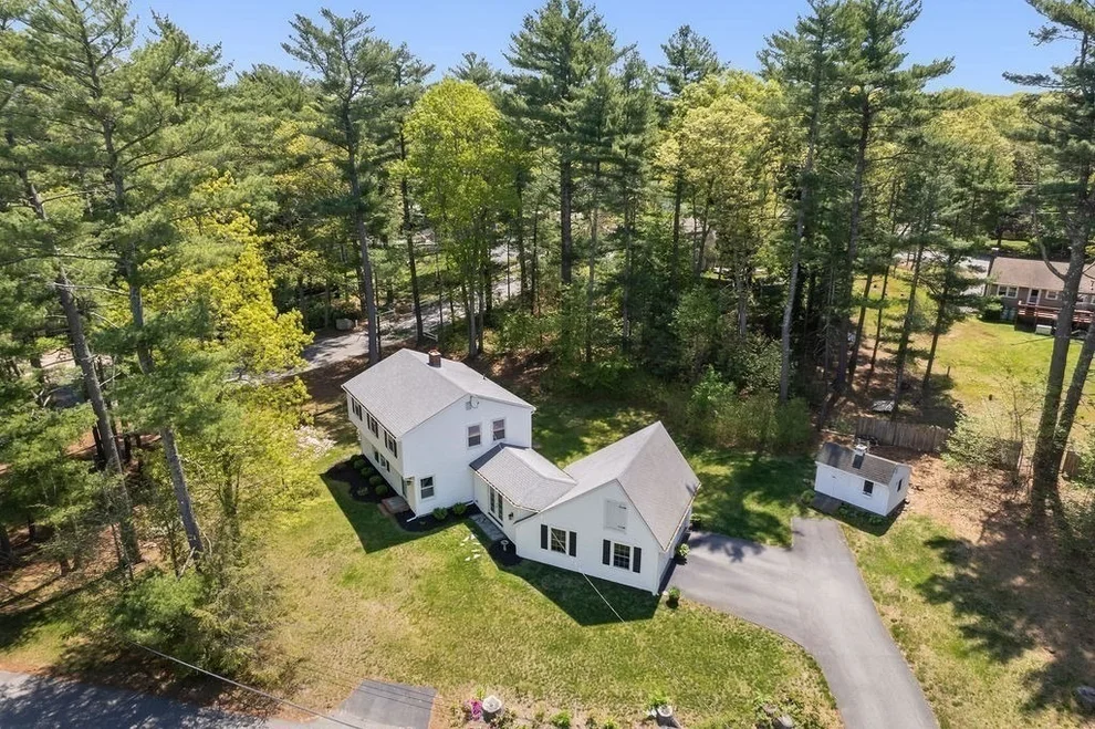 Unit for sale at 2 Pine Needle Ln, Plymouth, MA 02360