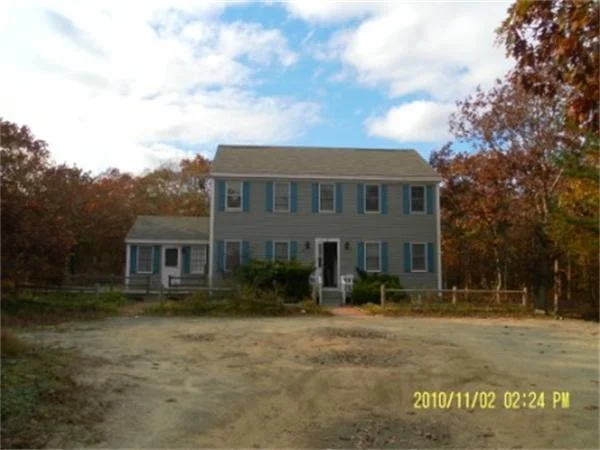 Unit for sale at 2 Windsor Dr, Edgartown, MA 02539