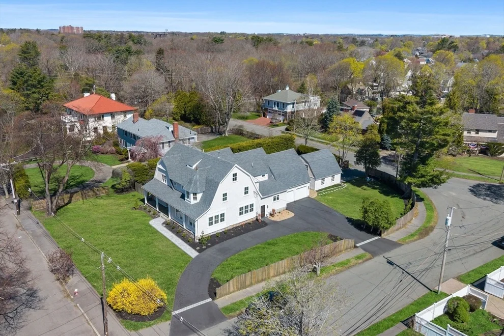 Unit for sale at 20 Ocean Ave, Swampscott, MA 01907
