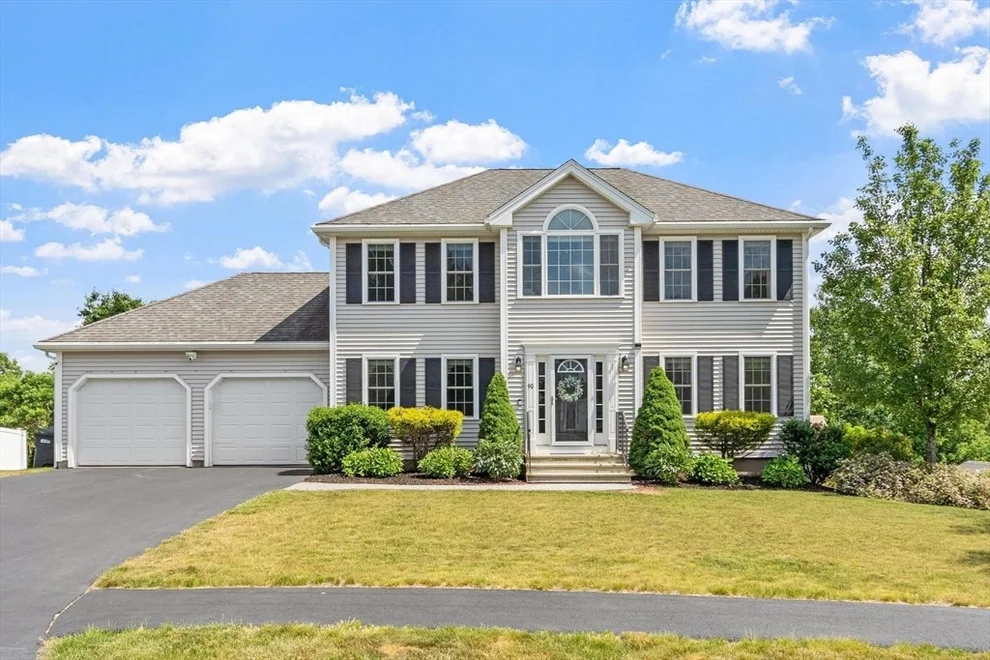 Unit for sale at 90 Joel Scott Dr, Holden, MA 01520