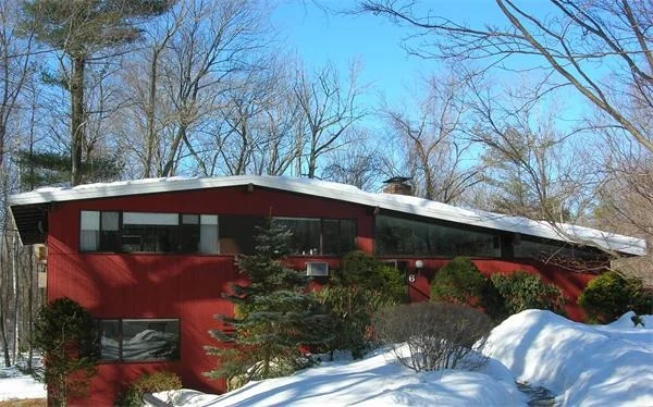 Unit for sale at 6 Rogers Rd, Lexington, MA 02420