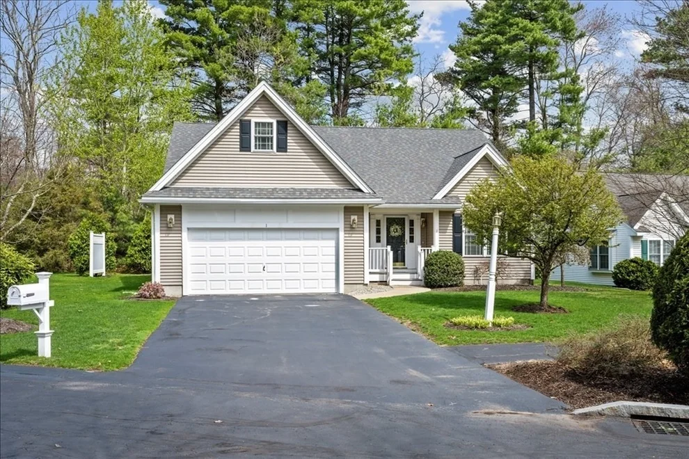 Unit for sale at 1 Aspenwood Cir, Southborough, MA 01772