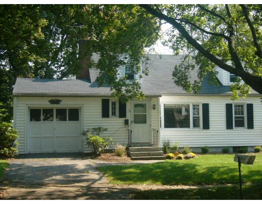 Unit for sale at 19 Bunker Hill St, South Hadley, MA 01075