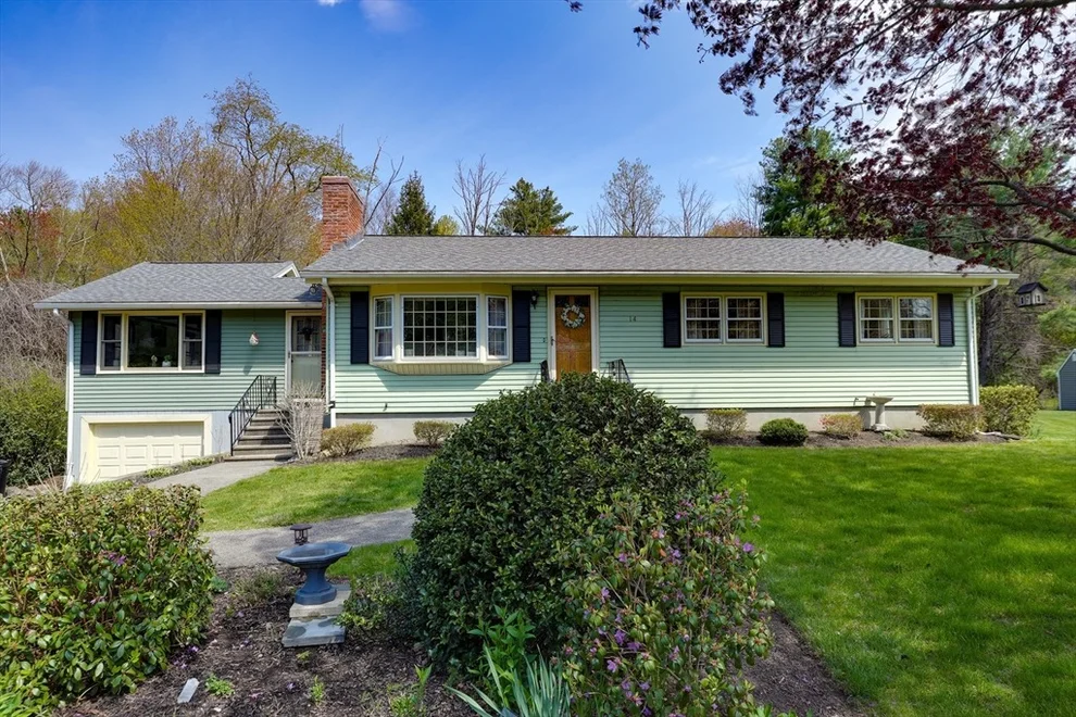Unit for sale at 14 Mohawk Dr, Northborough, MA 01532