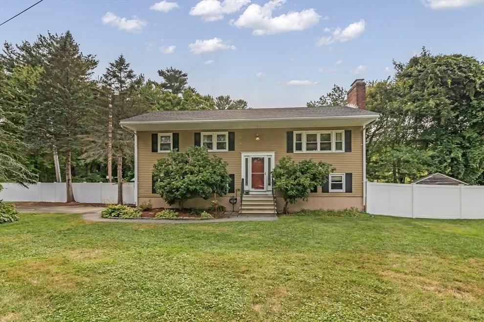 Unit for sale at 11 Brookside Lane, Burlington, MA 01803
