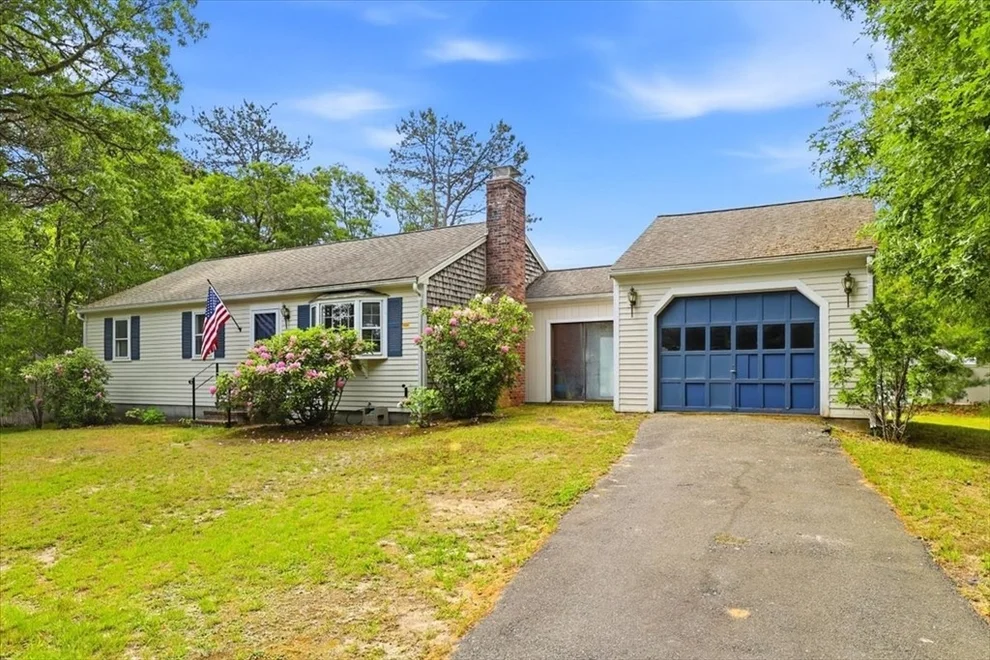 Unit for sale at 9 Deerfield Rd, Yarmouth, MA 02673