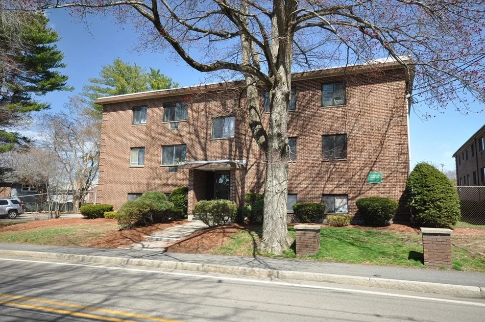 Unit for sale at 10 Kendall Avenue, Framingham, MA 01702