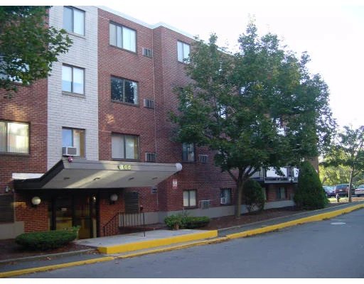 Unit for sale at 400 Governors Drive, Winthrop, MA 02152