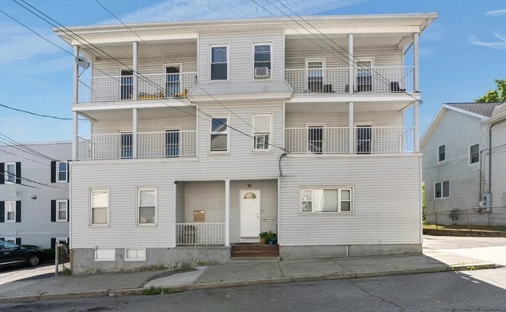 554 3rd Street