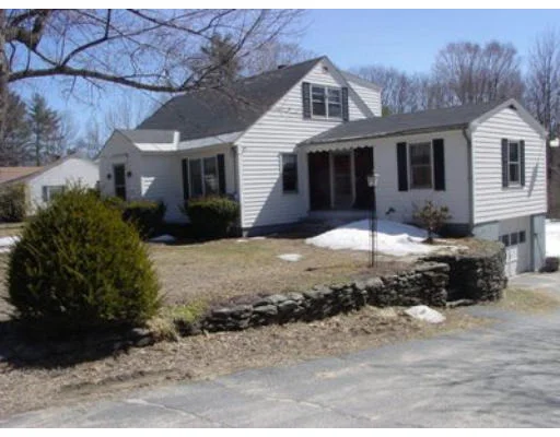 Unit for sale at 125 Center Street, Ashburnham, MA 01430
