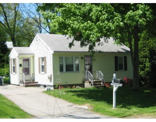 Unit for sale at 92 Thicket St, Abington, MA 02351