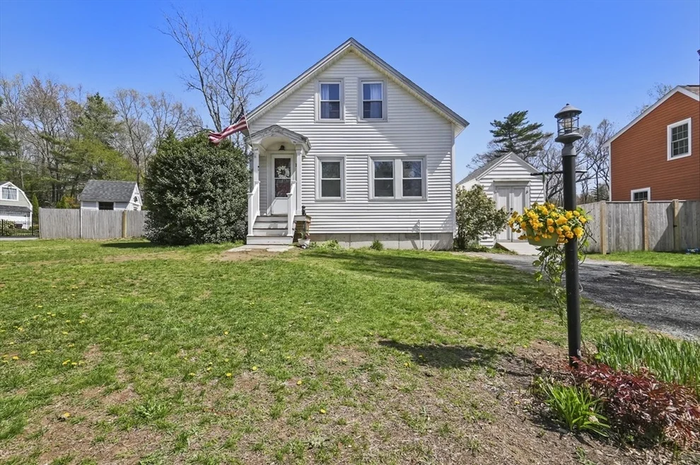 Unit for sale at 2 Kimberly Circle, Amesbury, MA 01913
