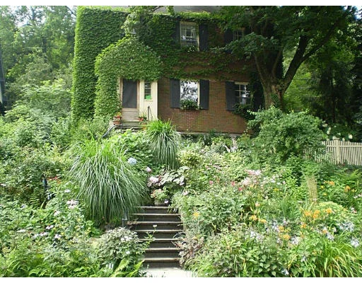 Unit for sale at 192 Mason Terrace, Brookline, MA 02446