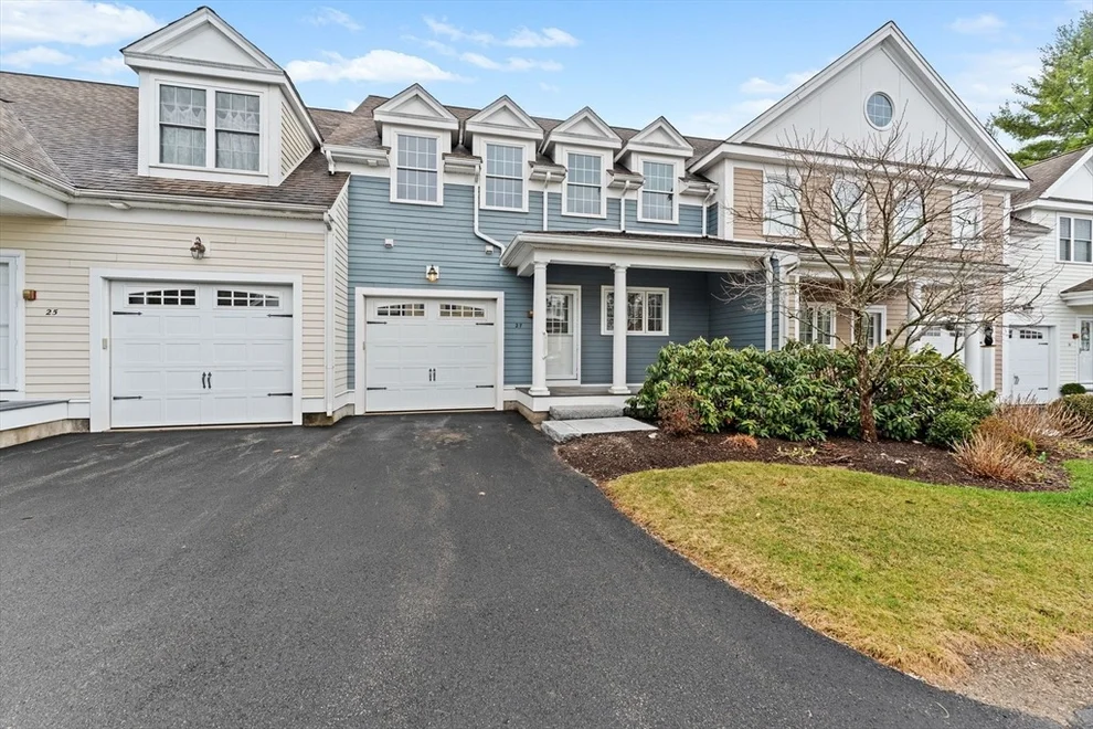 Unit for sale at 27 Meeting House Road, Norfolk, MA 02056
